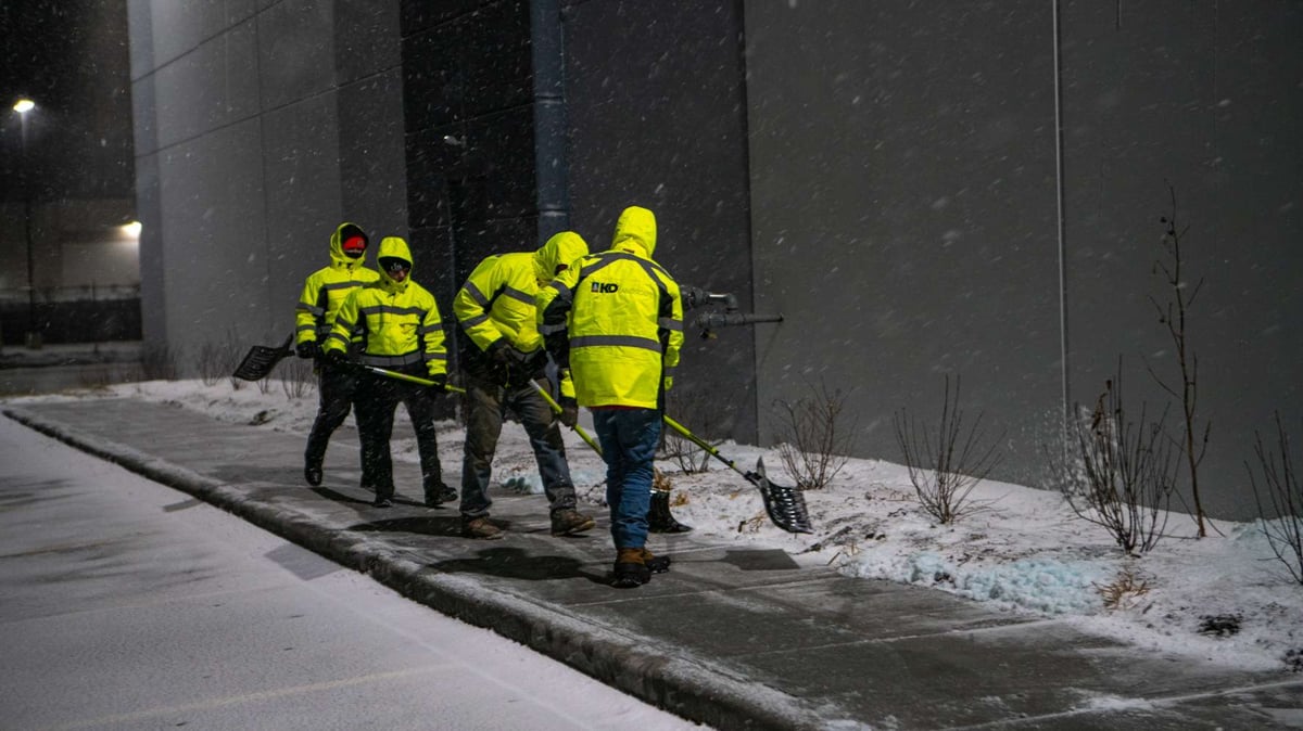 snow removal team shovel walkways
