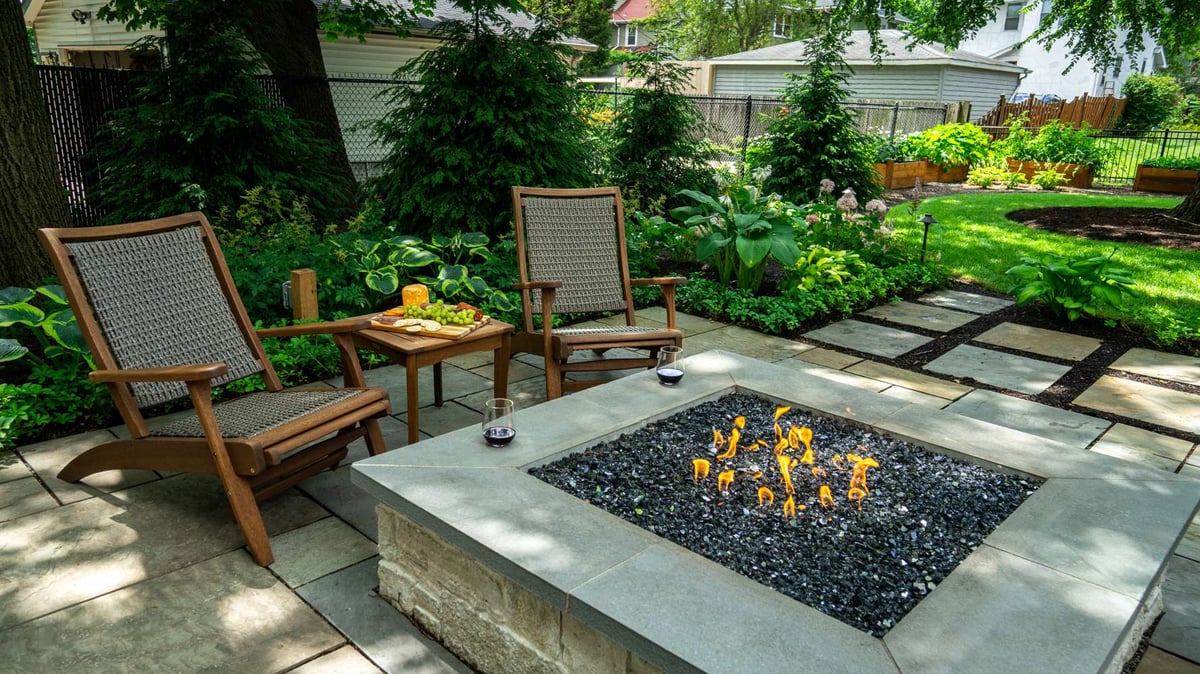 gas firepit with pavers and steppers