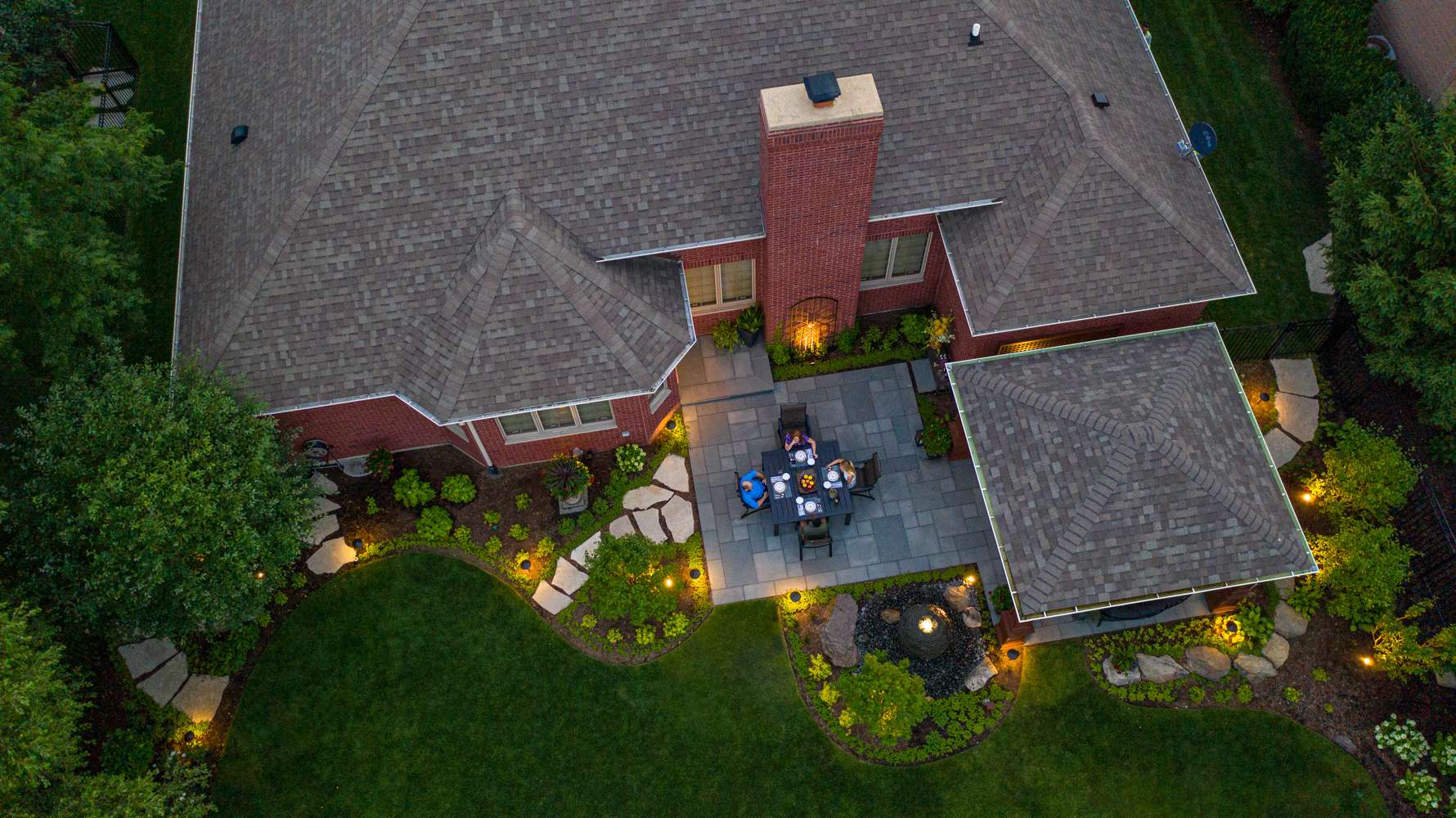 landscaping lighting from above