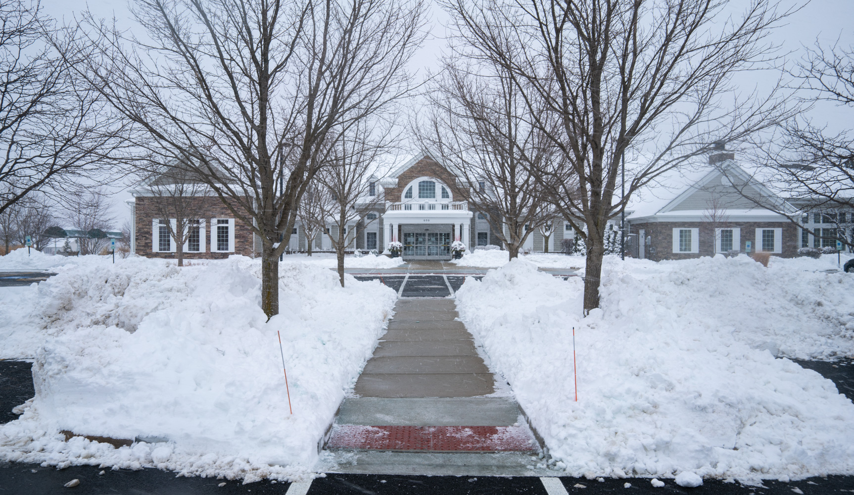 Commercial Snow Removal HOA